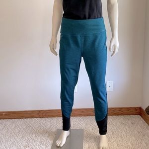 Eddie Bauer Winter Crossover High Rise Leggings in Teal/Black, Womens Sz XL